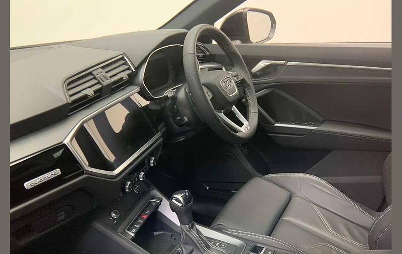 Used Audi Q3 S-Line 241 HP (177 kW) 2024 Grey SUV