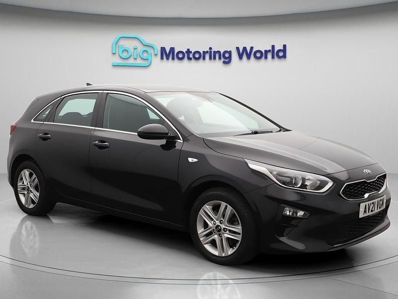 Black Used 2021 Kia Ceed 2 Hatchback | £9,600 - Image 1/4