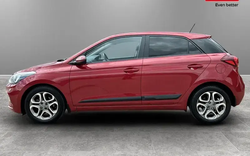 Käytetty Hyundai i20 Premium 101 HP (74 kW) 2020 Viistoperä