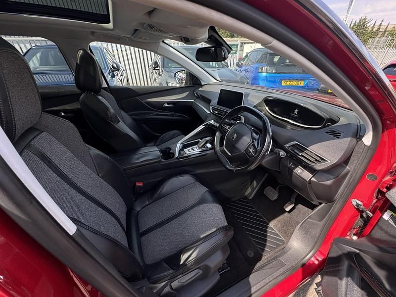 Red Used 2017 Peugeot 3008 Allure Estate | £12,295 (Fair price) - Image 1/4