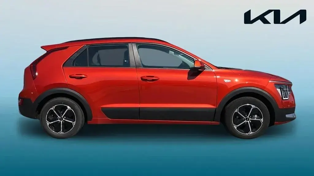 Used Kia Niro 2023 Orange SUV