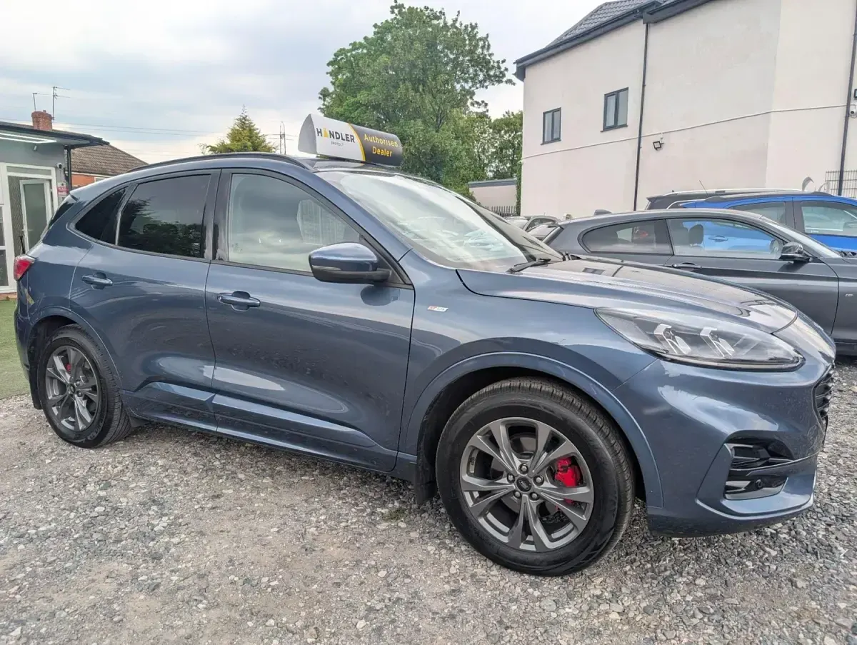 Gebraucht Ford Kuga ST-Line 190 PS (139 kW) 2021 Blau SUV