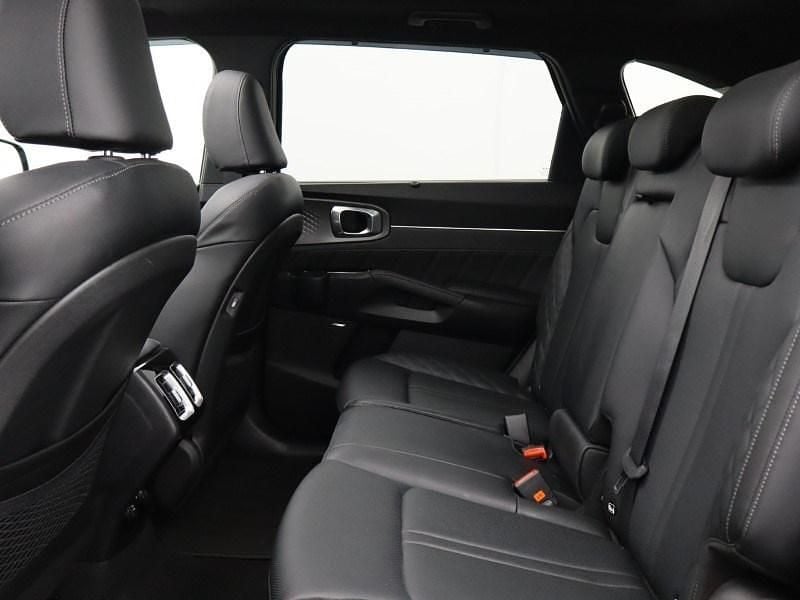 Used Kia Sorento 230 HP (169 kW) 2023 Grey SUV