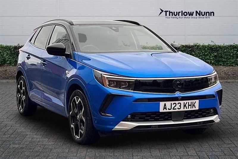 Cobalt blue Used 2023 Vauxhall Grandland X Ultimate SUV | £19,981 (A bit pricey) - Image 1/1