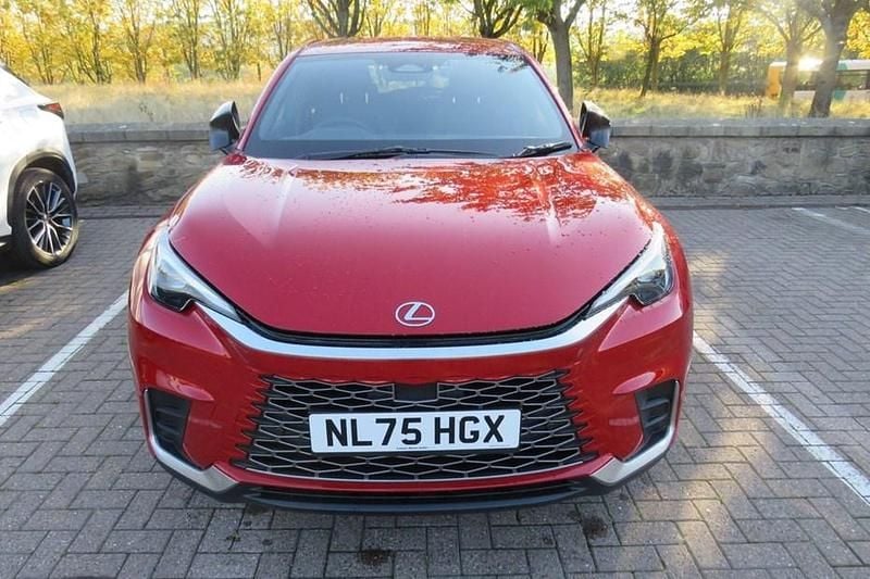 New 2025 Lexus LBX SUV | £31,250 (Good price) - Image 1/1