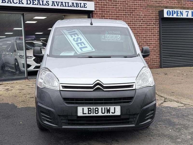 Used Citroën Berlingo 100 HP (73 kW) 2018 Silver MPV