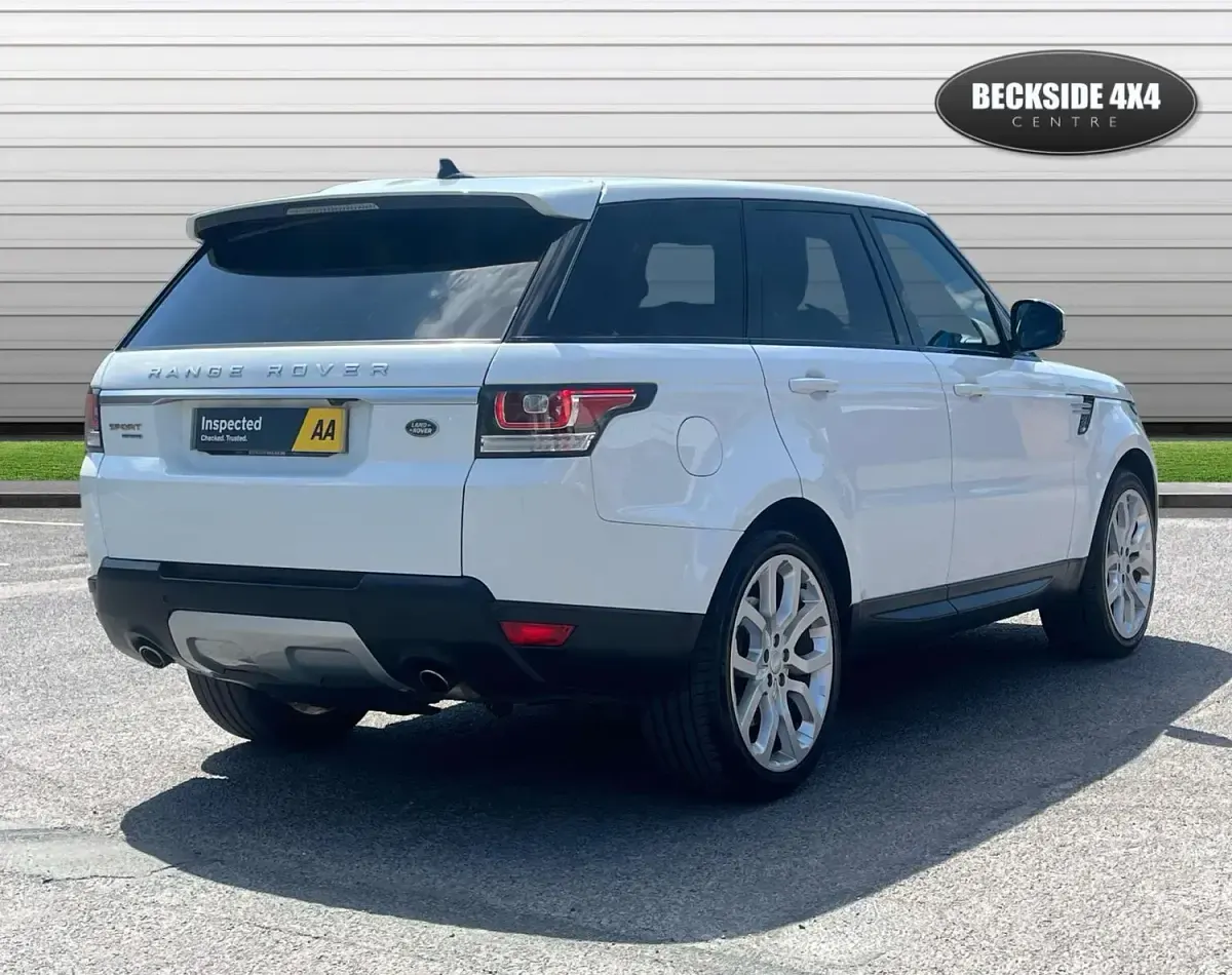 Used Land Rover Range Rover HSE 258 HP (189 kW) 2015 White SUV
