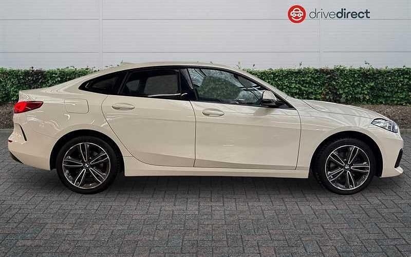 Used BMW 218 Sport Line 136 HP (100 kW) 2022 White Coupe