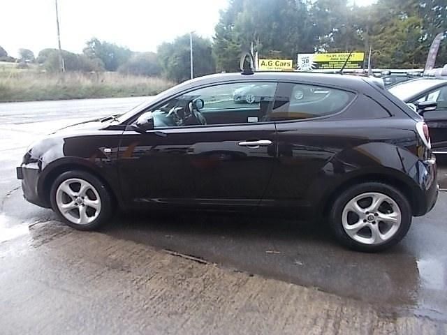 Gebraucht Alfa Romeo MiTo 105 PS (77 kW) 2018 Schwarz Kleinwagen