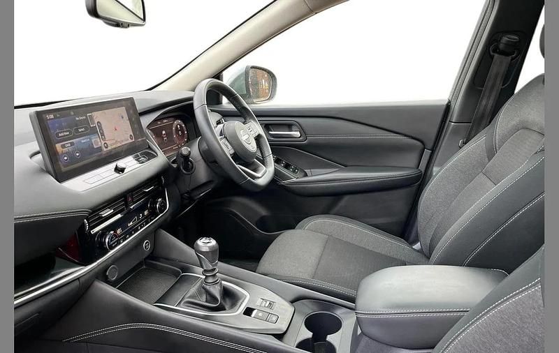 Used Nissan Qashqai N-Connecta 138 HP (101 kW) 2022 Grey SUV