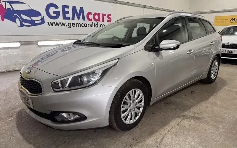 Used Kia Ceed Sportswagon 90 HP (66 kW) 2013 Silver Estate