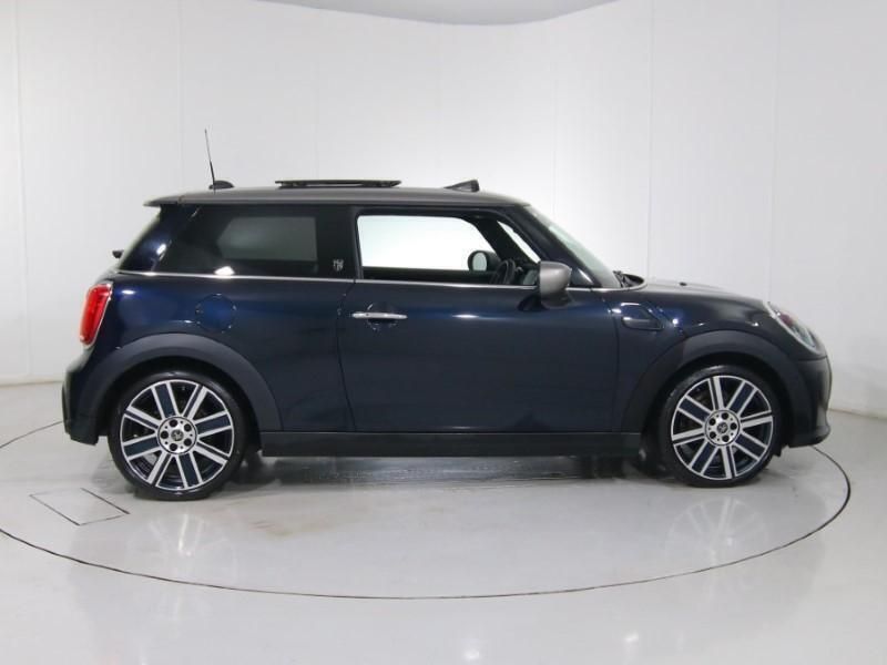 Used Mini Cooper Exclusive 134 HP (98 kW) 2021 Black Hatchback