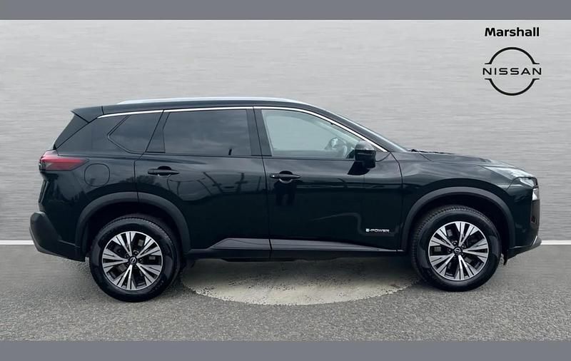 Used Nissan X-Trail N-Connecta 213 HP (156 kW) 2024 Diamond black  SUV