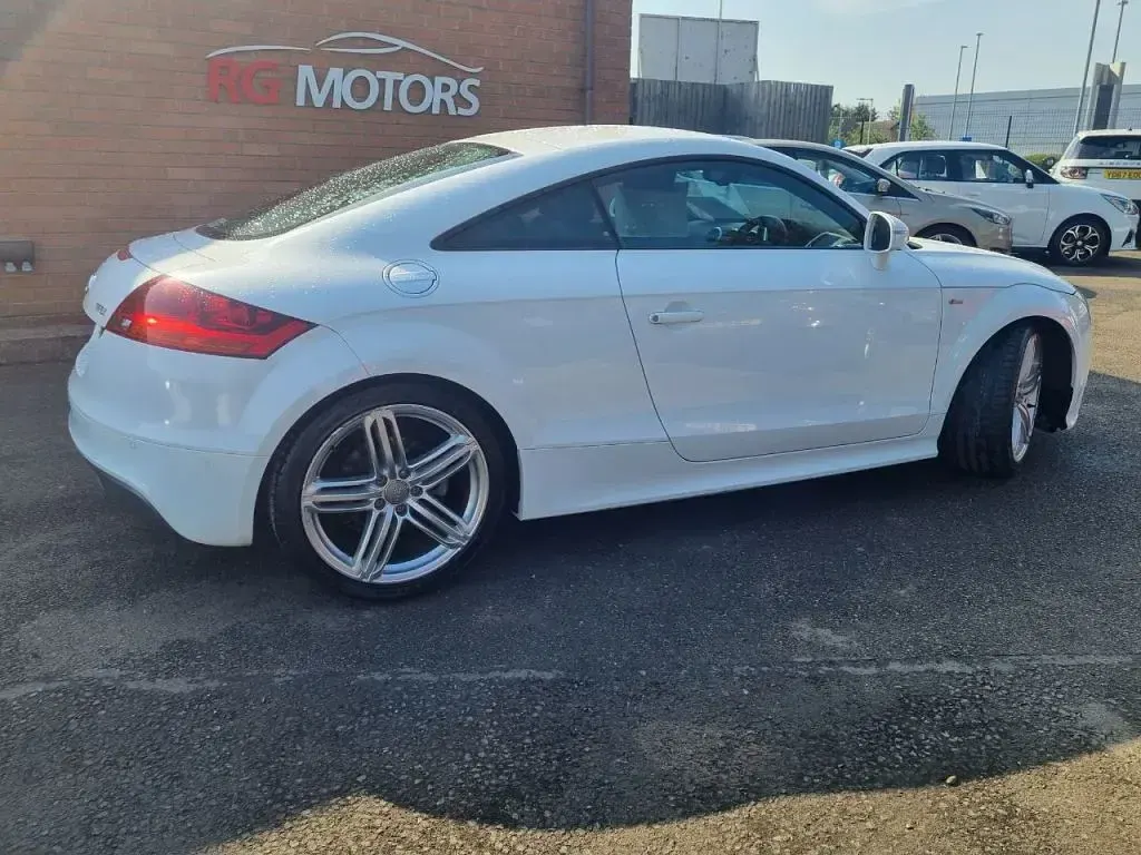 Used Audi TT S-Line 158 HP (116 kW) 2012 White Coupe