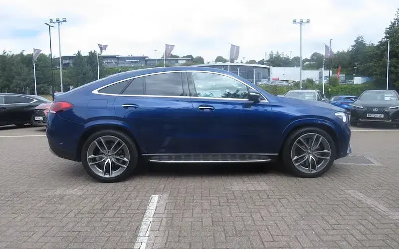 Used Mercedes GLE400 AMG Line Premium Plus 330 HP (242 kW) 2021 Blue SUV