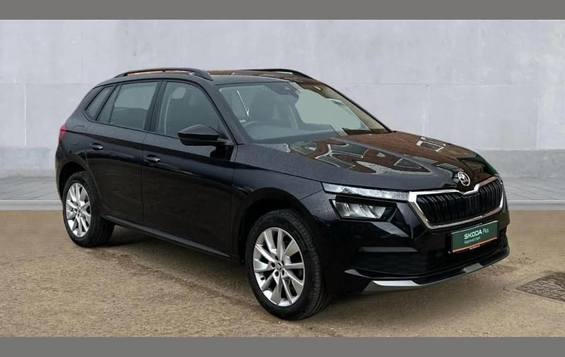 Used Skoda Kamiq SE 115 HP (84 kW) 2023 Black magic pearl effect SUV