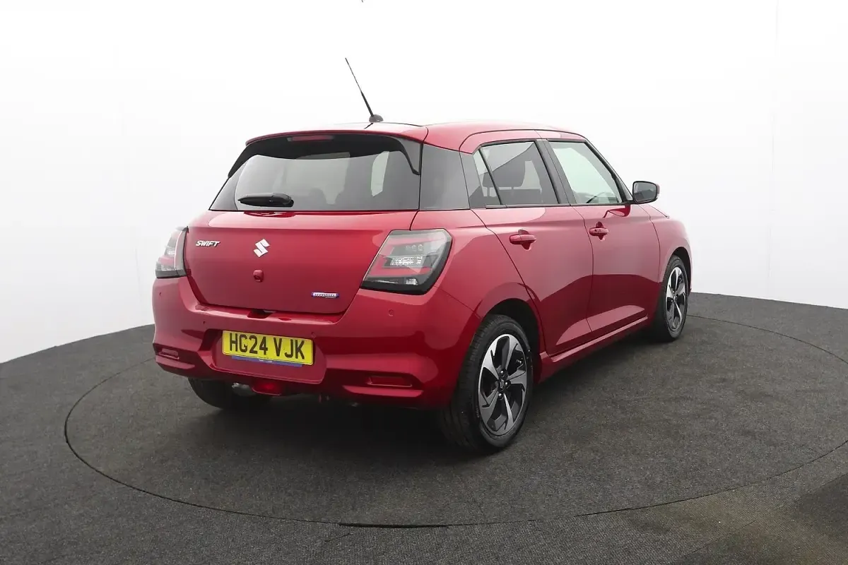 Used Suzuki Swift 82 HP (60 kW) 2024 Red Hatchback