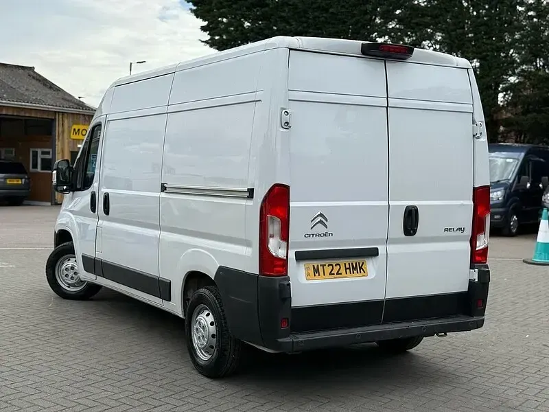 Used Citroën Relay 140 HP (102 kW) 2022 White Van