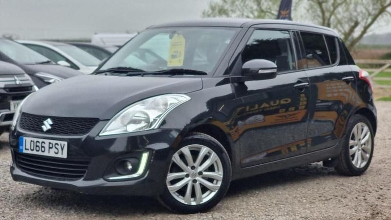 Używany Suzuki Swift SZ4 94 KM (69 kW) 2016 Czarny Hatchback