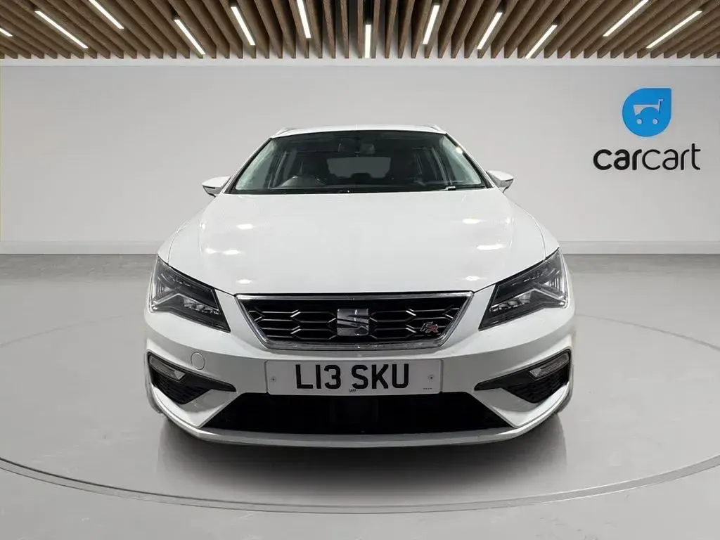 Used Seat Leon ST FR 150 HP (110 kW) 2018 White Estate
