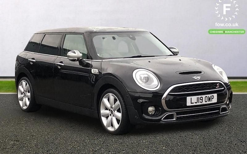 Used Mini Cooper Clubman Exclusive 192 HP (141 kW) 2019 Black Estate