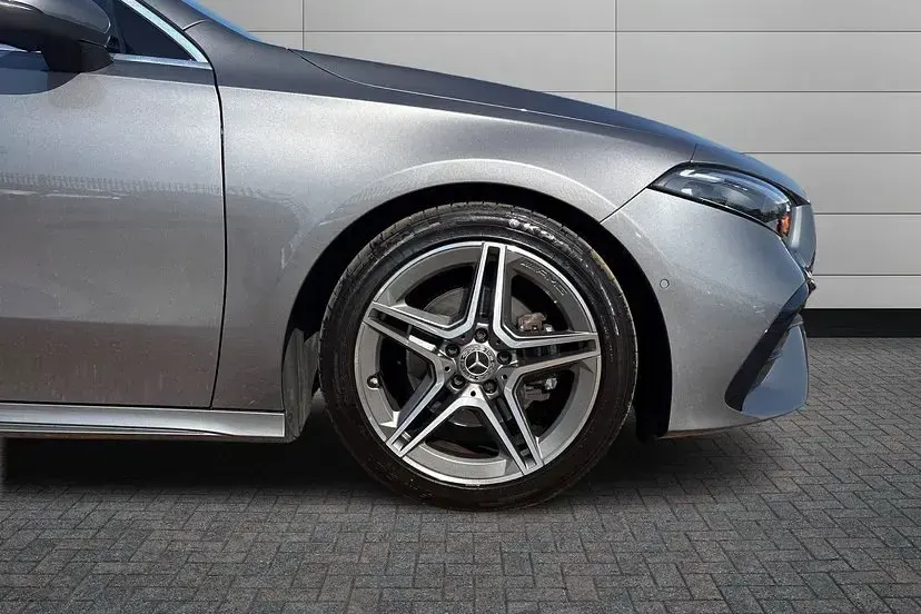 Used Mercedes A180 Executive 148 HP (108 kW) 2023 Mountain grey Hatchback