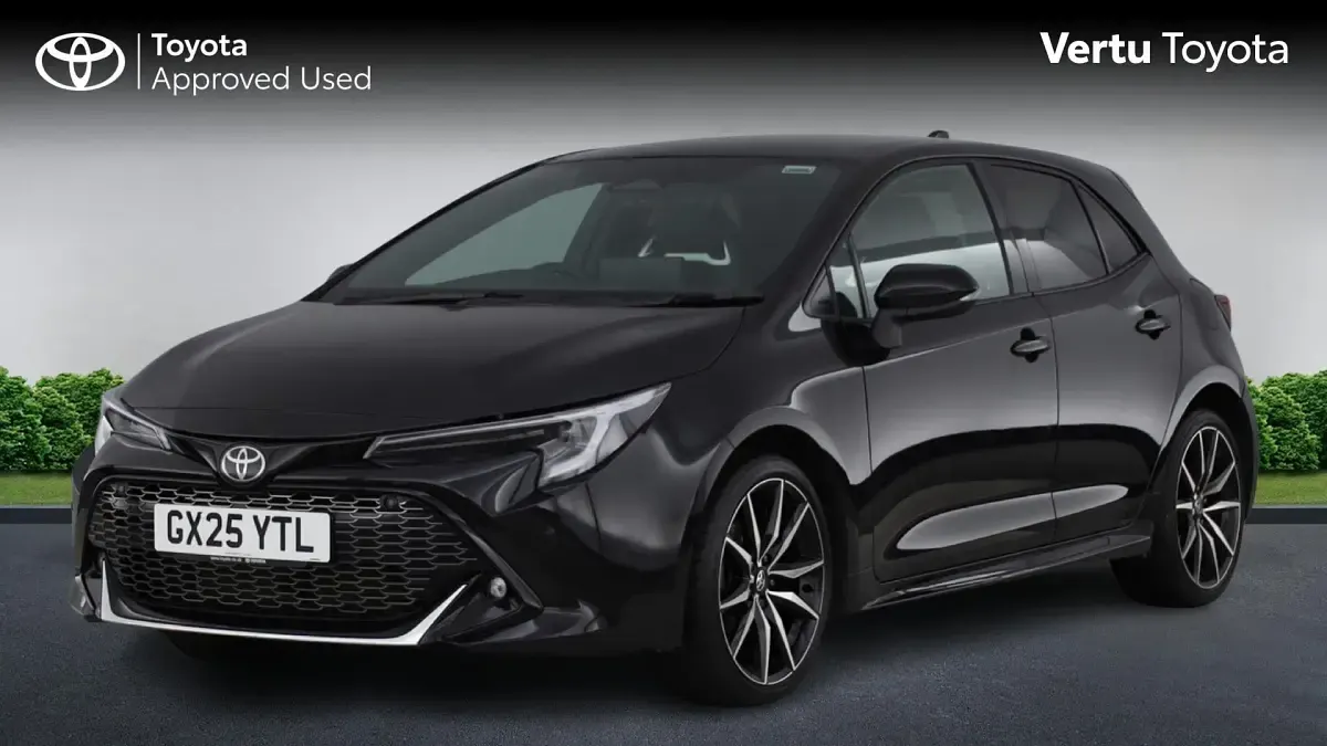 Used Toyota Corolla Sport 140 HP (102 kW) 2025 Eclipse black (metallic paint) Hatchback