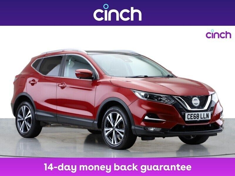Red Used 2018 Nissan Qashqai N-Connecta SUV | £12,149 (Fair price) - Image 1/3