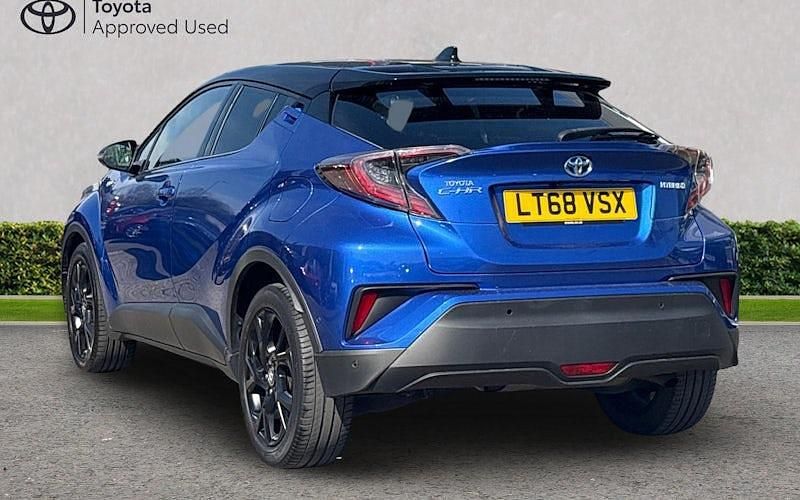 Used Toyota C-HR 122 HP (89 kW) 2018 Blue SUV