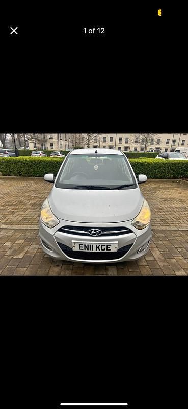 Used Hyundai i10 Active 86 HP (63 kW) 2011 Silver Hatchback