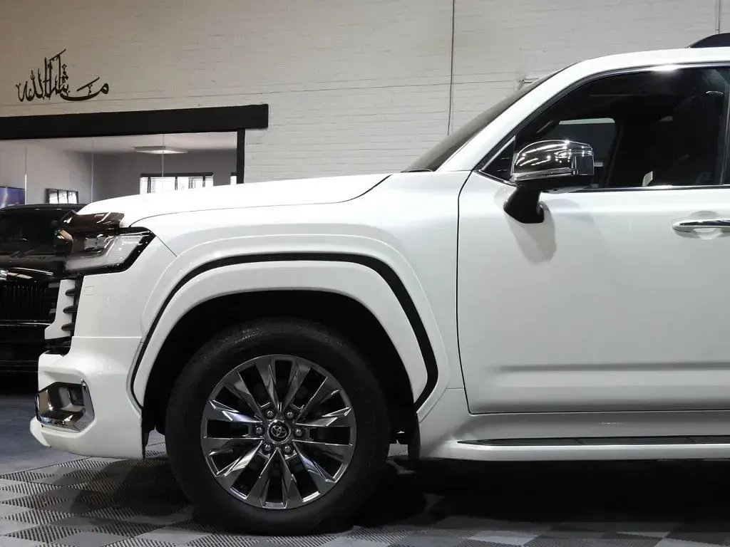 Used Toyota Land Cruiser 2024 White Estate