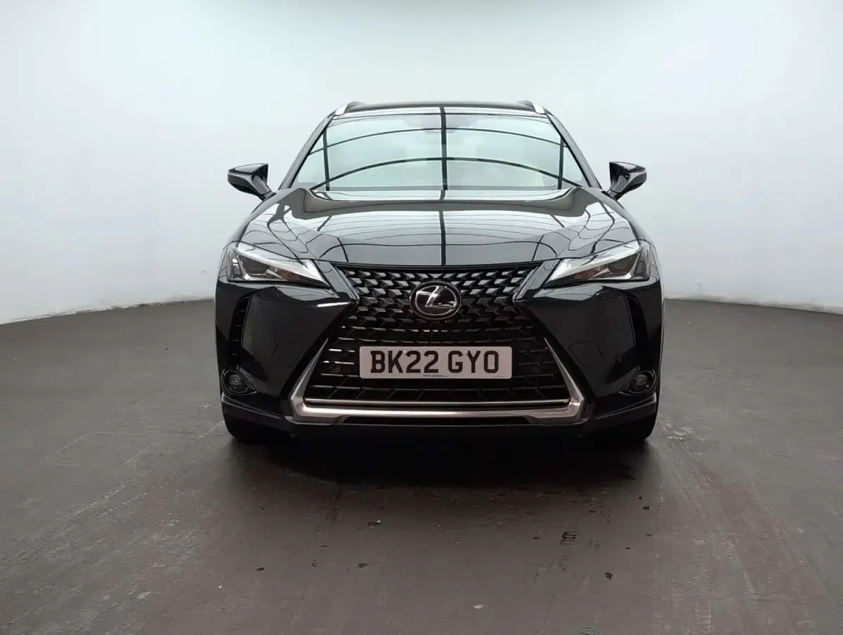 Used Lexus UX 300e 150 kW (204 HP) 2022 Black SUV