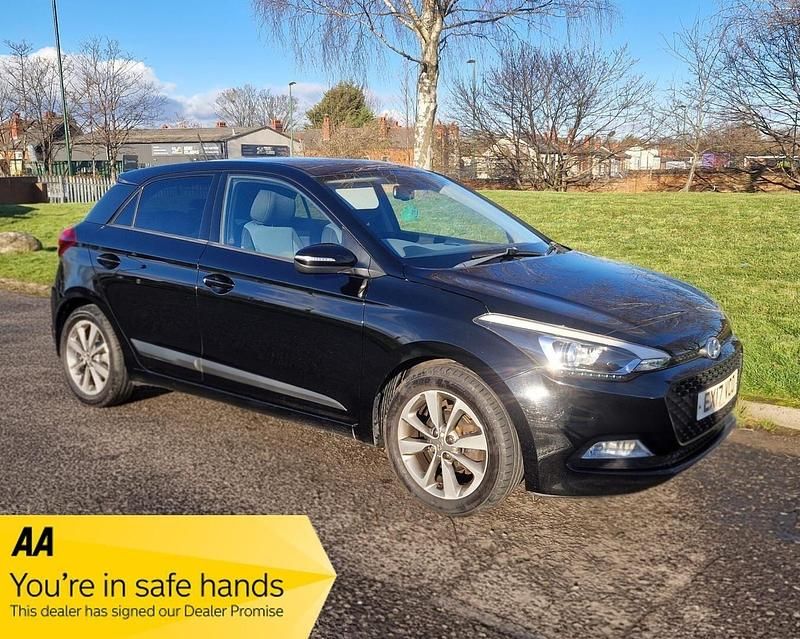 Black Used 2017 Hyundai i20 Premium Hatchback | £6,495 (Good price) - Image 1/3