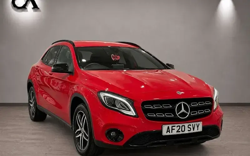 Used Mercedes GLA180 Urban 122 HP (89 kW) 2020 SUV