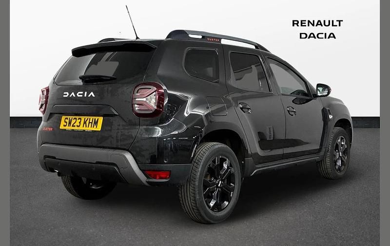 Used Dacia Duster Extreme 130 HP (95 kW) 2023 Black SUV