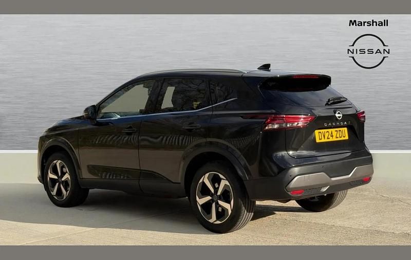 Used Nissan Qashqai N-Connecta 155 HP (114 kW) 2024 Black SUV