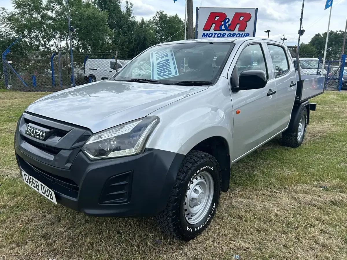 Used Isuzu D-Max 164 HP (120 kW) 2018 Silver