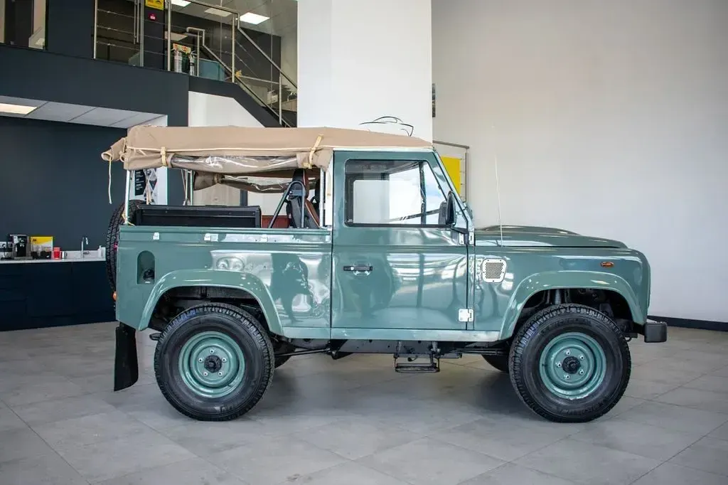 Used Land Rover Defender Heritage 2007 Green SUV
