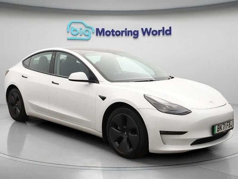 White Used 2021 Tesla Model 3 Long Range AWD Sedan | £18,100 (Fair price) - Image 1/4