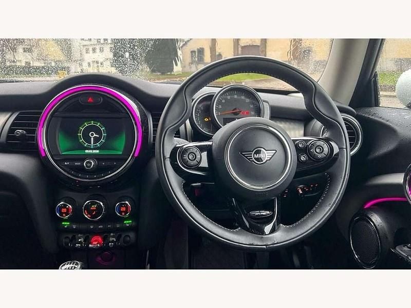 Used Mini Cooper S Exclusive 192 HP (141 kW) 2020 Black Hatchback