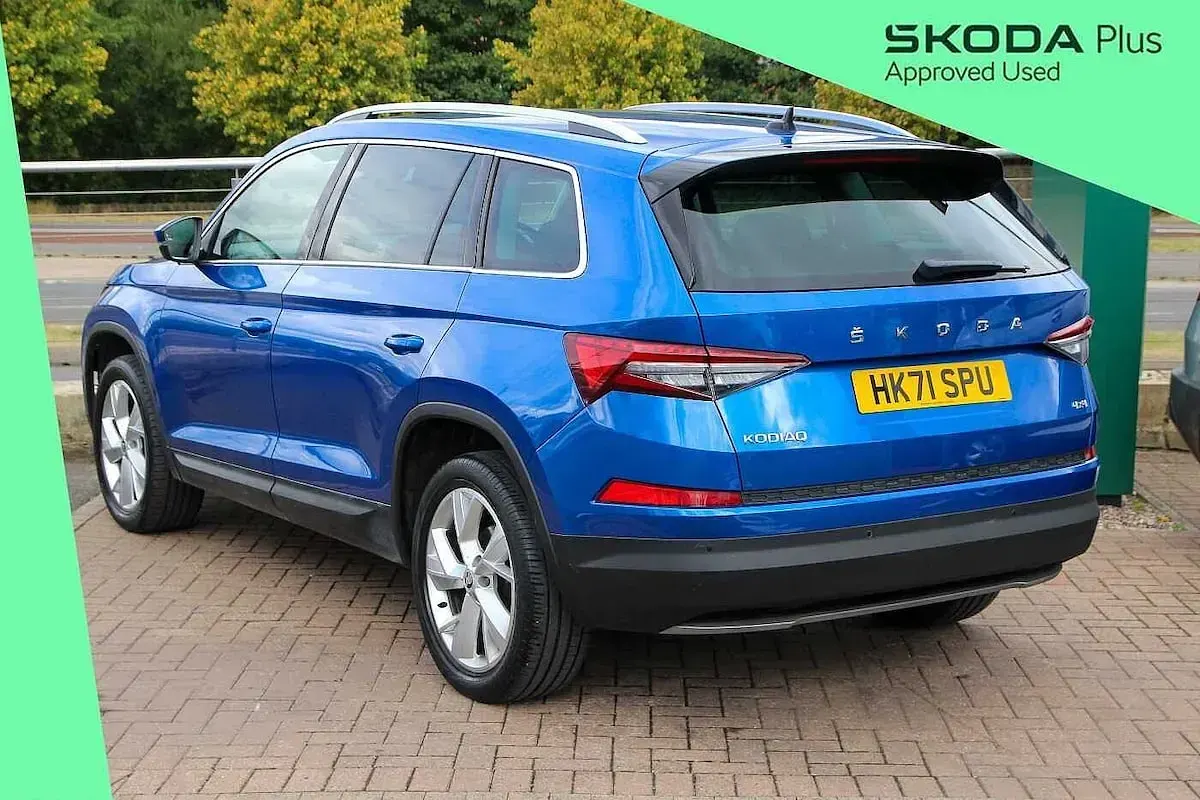 Used Skoda Kodiaq SE L 190 HP (139 kW) 2021 Race blue metallic SUV