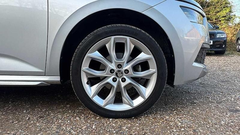 Used Skoda 110 R SE L 81 HP (59 kW) 2021 Brilliant silver metallic Estate