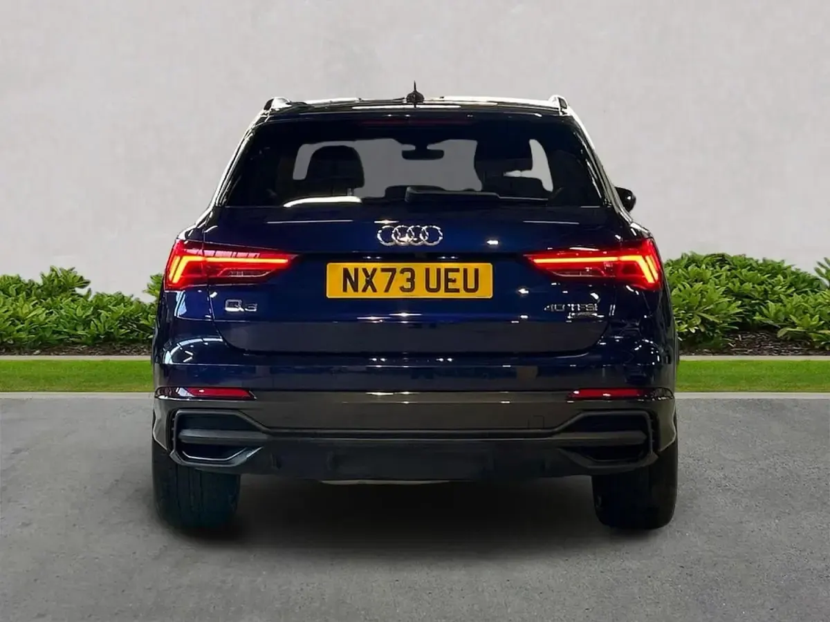 Used Audi Q3 Black Edition 187 HP (137 kW) 2023 Blue SUV