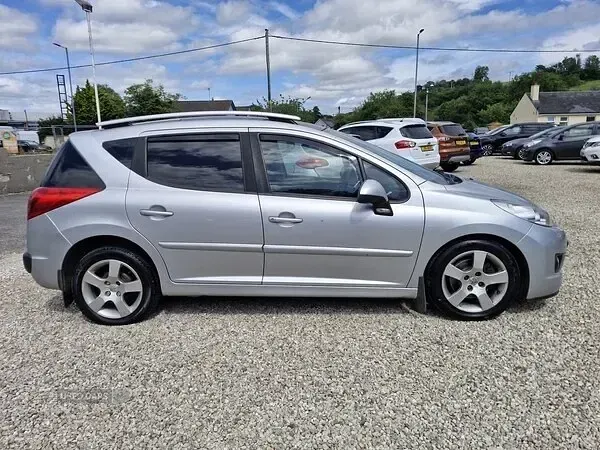 Used Peugeot 207 Sport 90 HP (66 kW) 2010 Silver Estate
