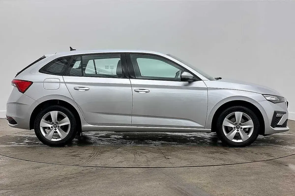 Used Skoda Scala SE 85 HP (62 kW) 2025 Brilliant silver metallic Hatchback