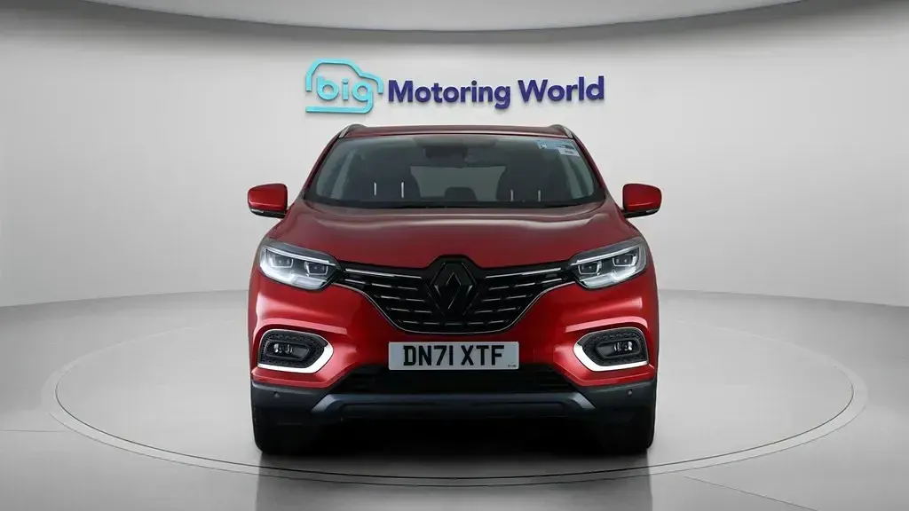 Usado Renault Kadjar Version S 140 CV (102 kW) 2022 Rojo SUV