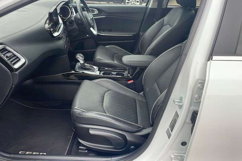 Image 3/3