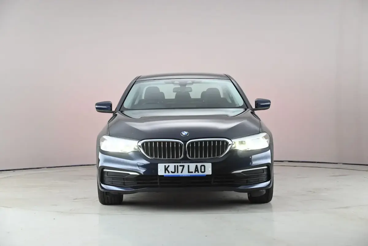 Begagnad BMW 520 2017 Blå Sedan
