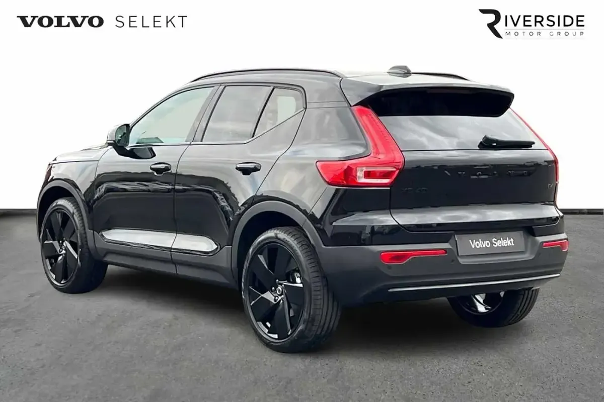 New Volvo XC40 Plus 161 HP (118 kW) 2027 SUV