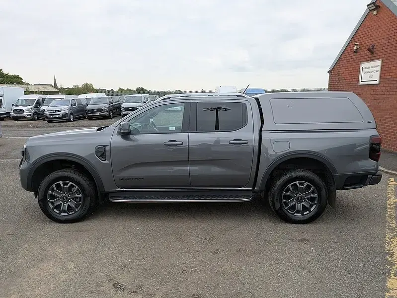 Usado Ford Ranger Wildtrack 2024 Gris Pickup/Camioneta